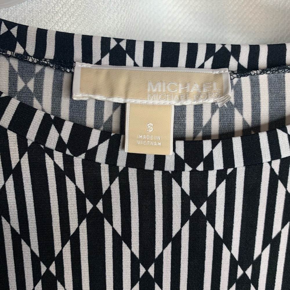 MICHAEL Kors Geometric Long Sleeve Dress - Picture 3 of 3